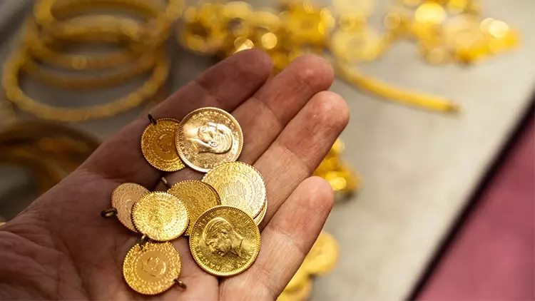 gram altin ucusa gecti uzman isim altinda yeni hedefi acikladi 2 1Gir4PiP