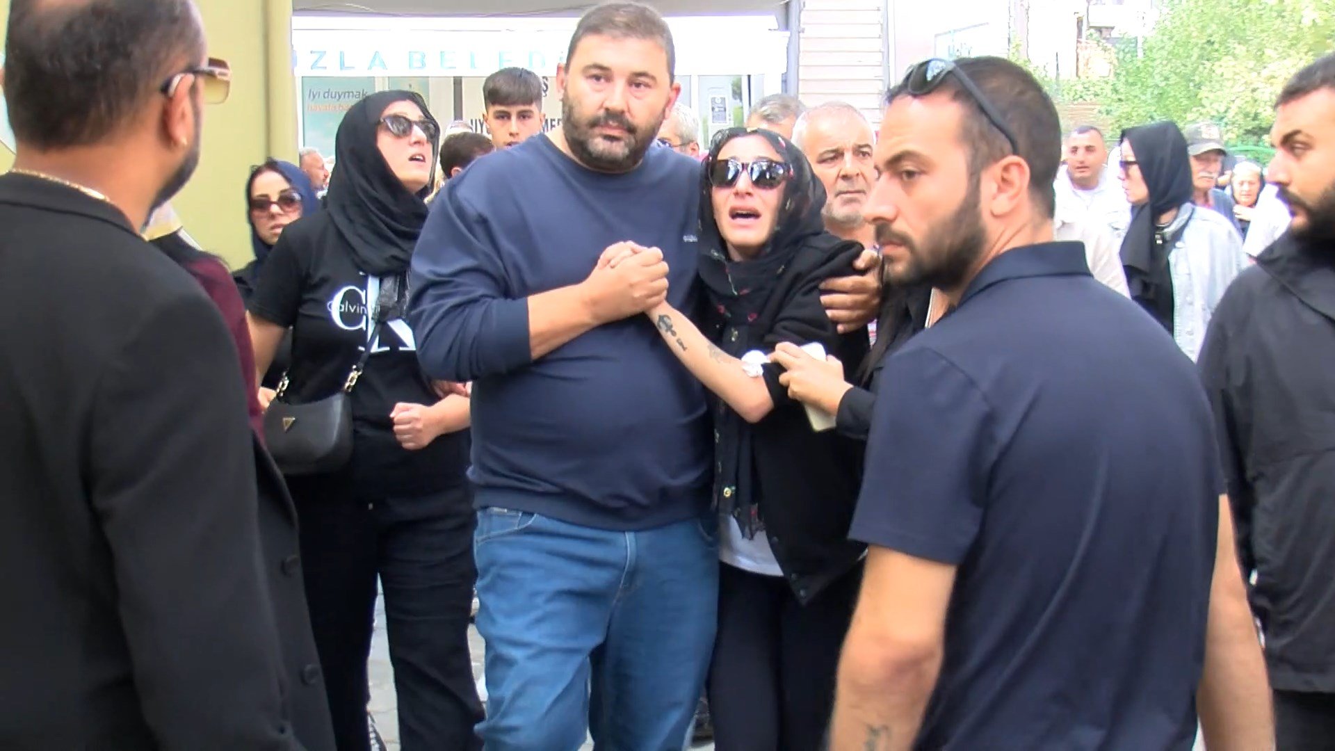 gullunun olumundeki sir perdesi aralaniyor dususu kaza mi baska bir sey mi 12 EuHAsM1b