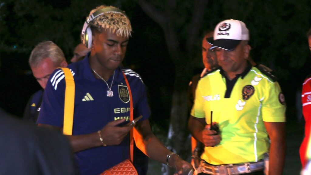 ispanya kafilesi turkiyede N2HbY8yH