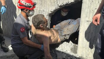 istanbulda film gibi olay kurtarilmasi 6 saat surdu gunlerce sesini kimseye duyuramadi PjYB9SwB