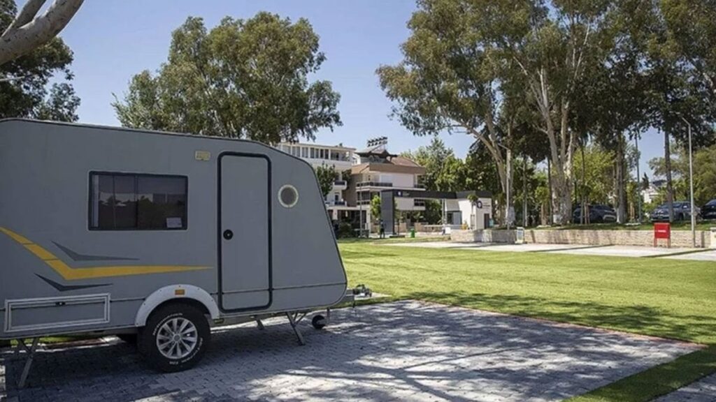 istanbulda karavan genelgesi bu bolgelere park edemeyecekler csCIkUby