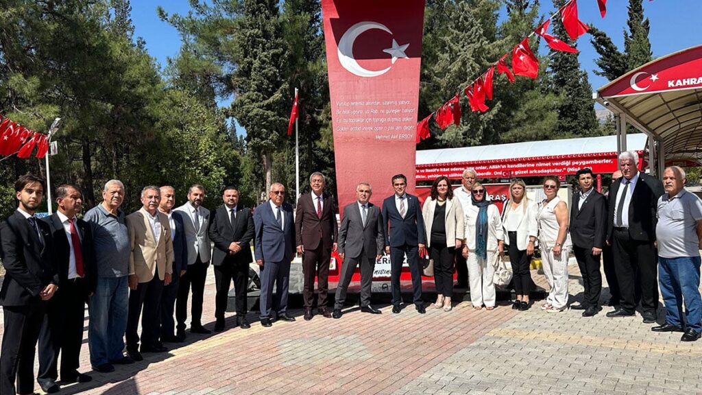 iyi parti 81 ilde sahaya cikti terorsuz turkiye surecine karsi calisma V1Uc2NHn