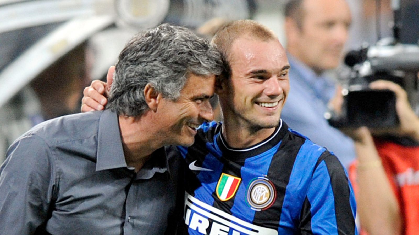 jose mourinho galatasarayin bir efsanesini daha aldi didier drogba sonrasi o yildiz da methiyeler AtbSfQij