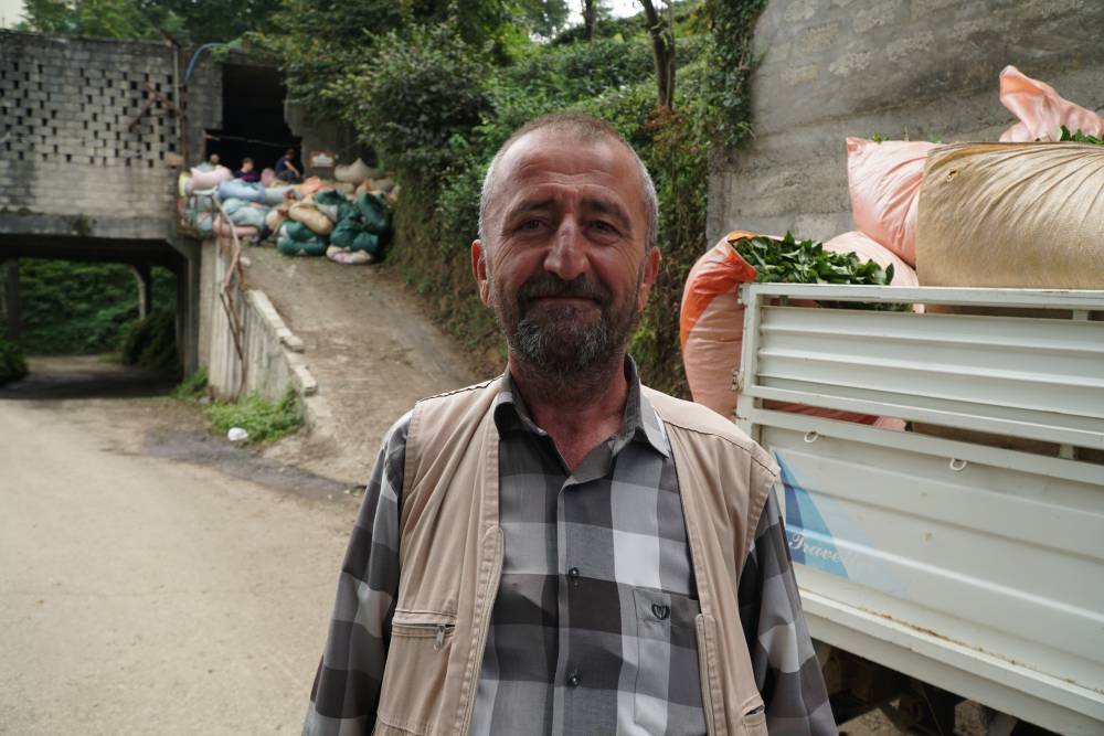 karadenizin pratik zekasinda son harika kamyonlar durmadan cayi alip gidiyor 9 gyu2XdEO