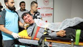 kavga eden gencler birbirlerini bicakladi 2 yarali OCx5aTsM