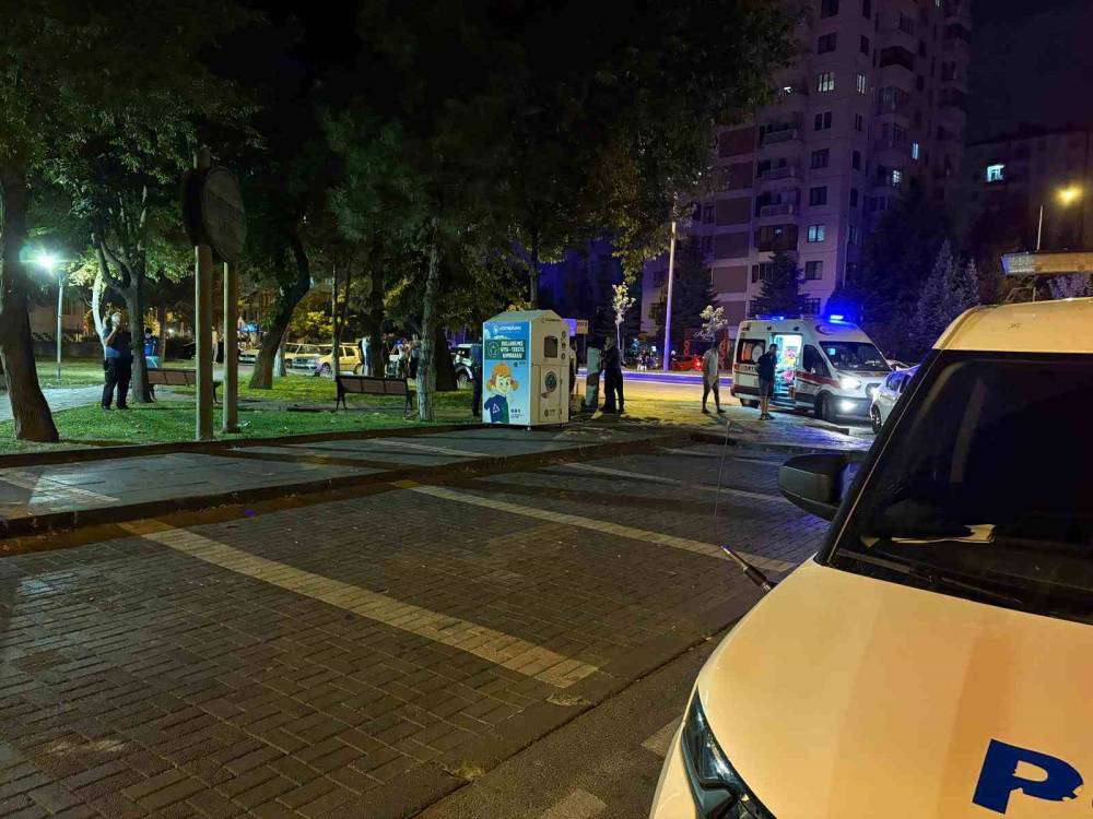 kayseride parkta sok saldiri bicaklar konustu 4 tavbWQYi