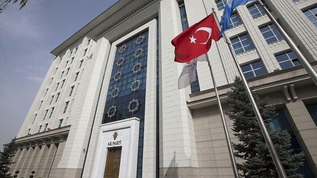 kayyum sonrasi akpden ilk aciklama cVd2q5Rn