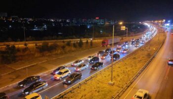 kirikkalede bayrami aratmayan trafik J9llQiWK