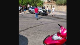 kirmizi isik ihlali yapan arac gelin arabasiyla carpisti 1 yarali yVX3msAs