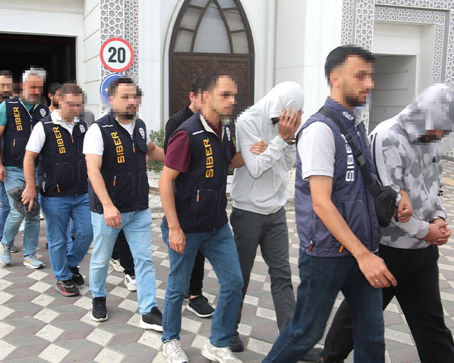 kocaeli merkezli 16 ilde dolandiricilik operasyonu 24 tutuklama CwPWIriB