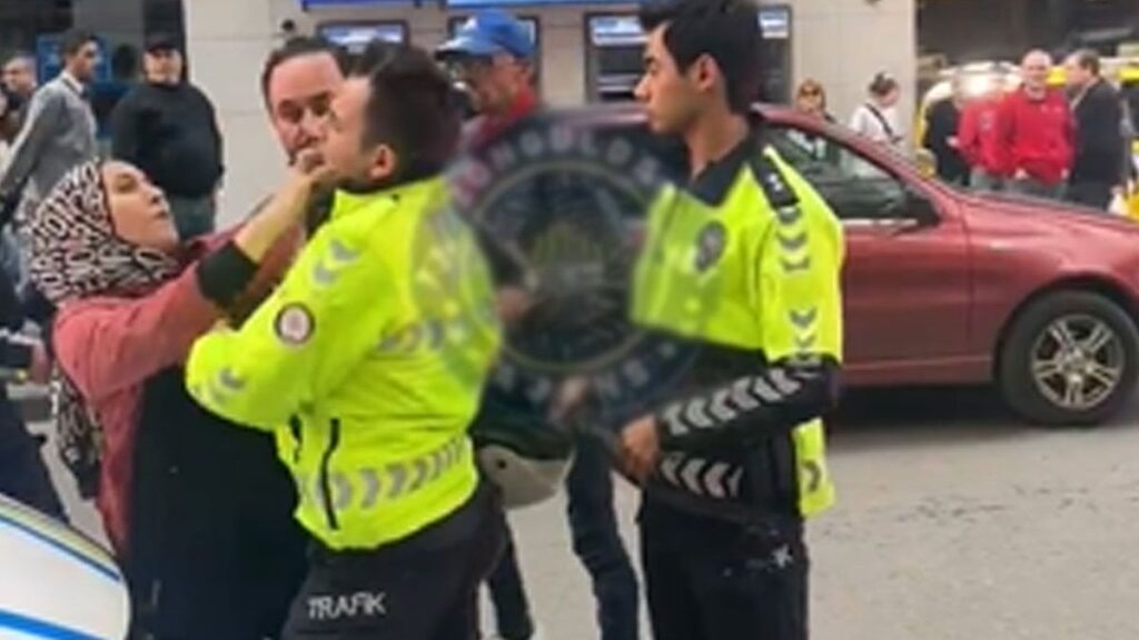 kocasini korumak icin polise saldirdi sonrasinda yasananlar sosyal medyayi ikiye boldu acsIpUmK