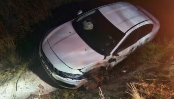 kontrolden cikan otomobil sarampole devrildi 1 yarali NFIOtsZD