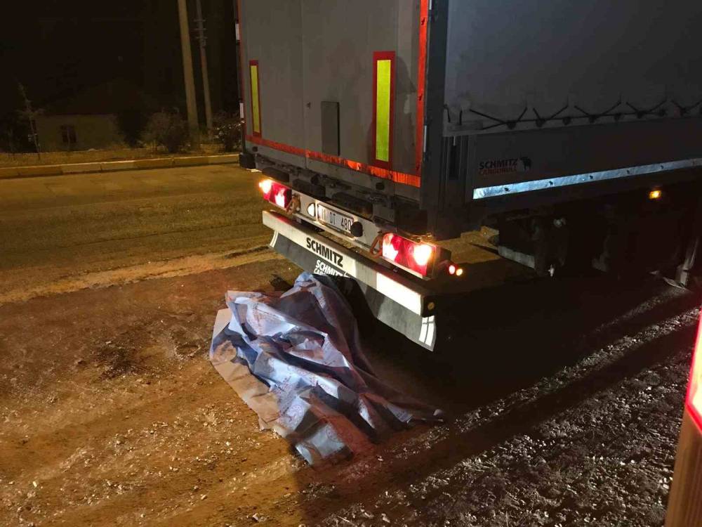 konyada feci kaza tirin carptigi genc hayatini kaybetti 2 A8atBYff