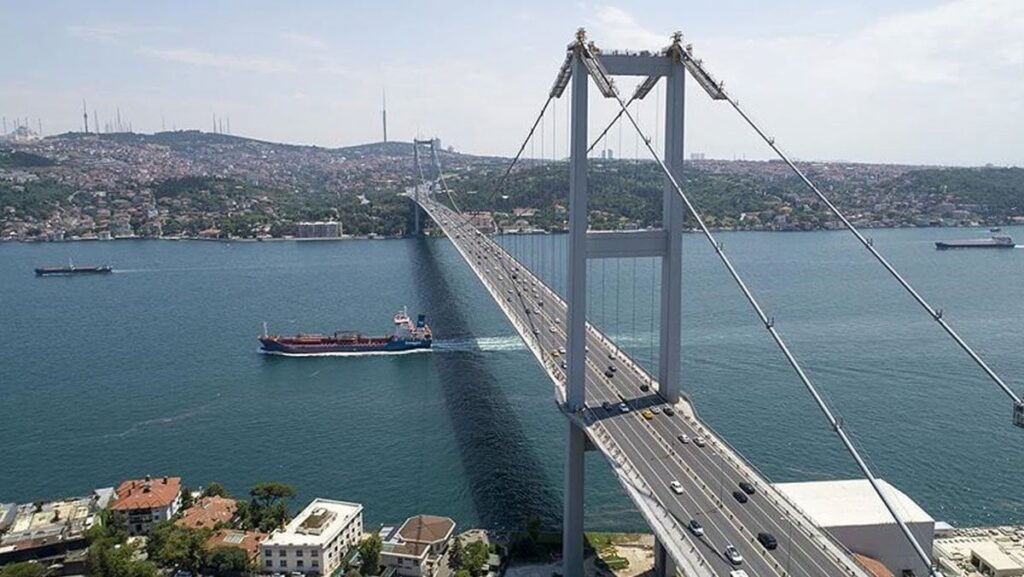kopru ve otoyollarin ozellestirilmesi iddiasi C6UCQ6UL