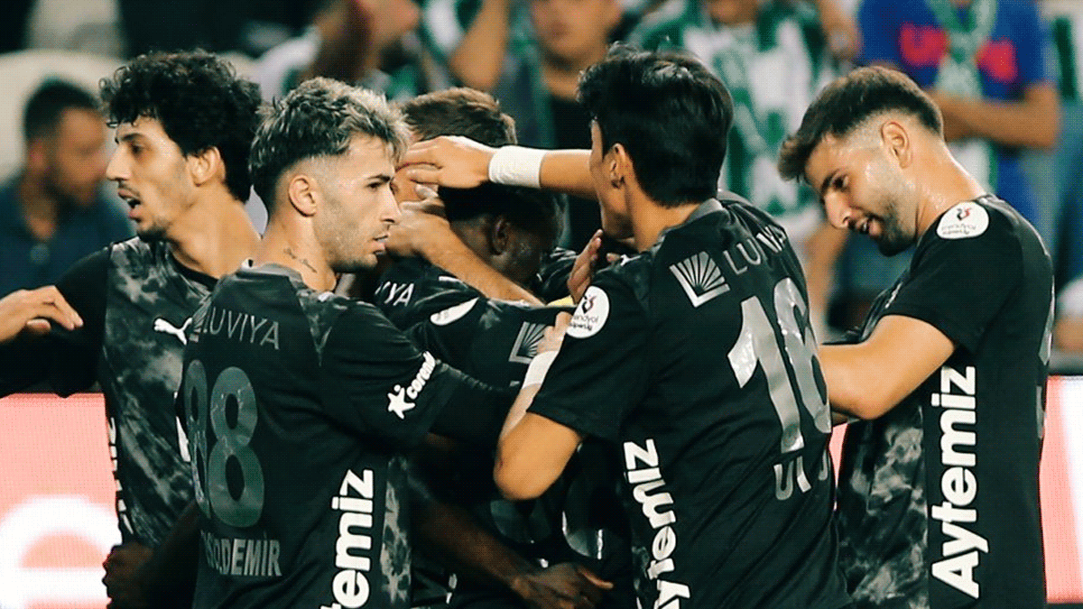 lider 7de 7 icin sahaya cikiyor iste alanyaspor galatasaray macinin muhtemel ilk 11leri 1