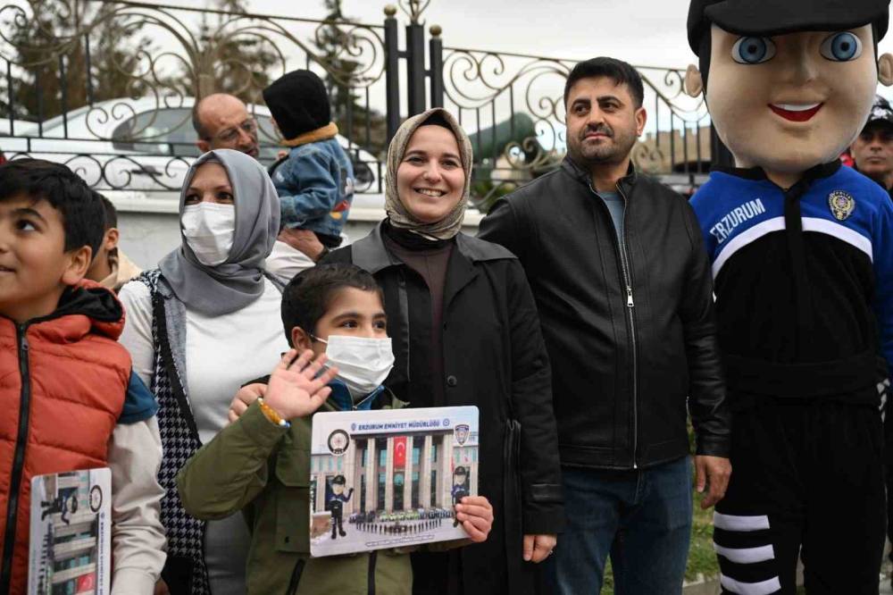 losemiyi atlatan talha sirac polis agabeyleriyle balon ucurdu 6 Y9vHmrra