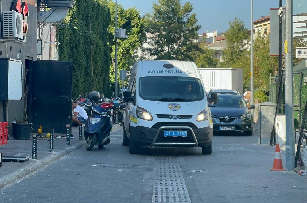 marmariste kanli gece barlar sokaginda dehset isletmeci musterilere kursun yagdirdi 2