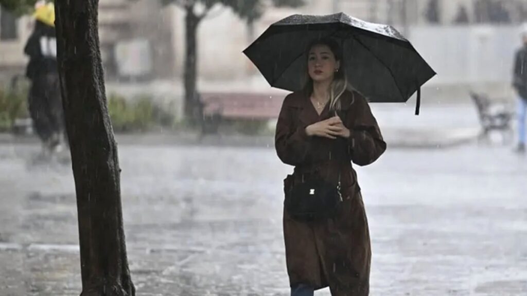 meteoroloji dikkat diyerek uyardi balkanlar uzerinden yola cikti kisliklar dolaplardan cikacak w22qVpma