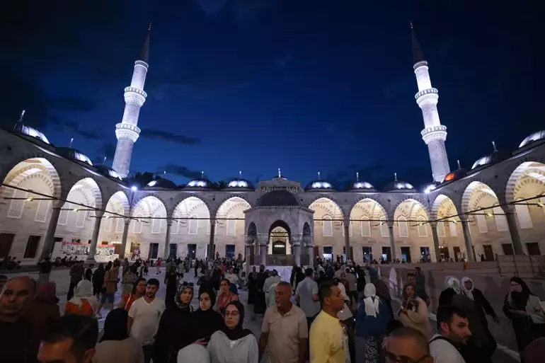 mevlid kandiliniz mubarek olsun kandinde ne yapilir mevlid kandili nedir 6 iOeCgFTd