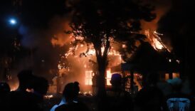 milletvekillerine verilen ayricaliklar sokakta protesto edildi YhRgq87F