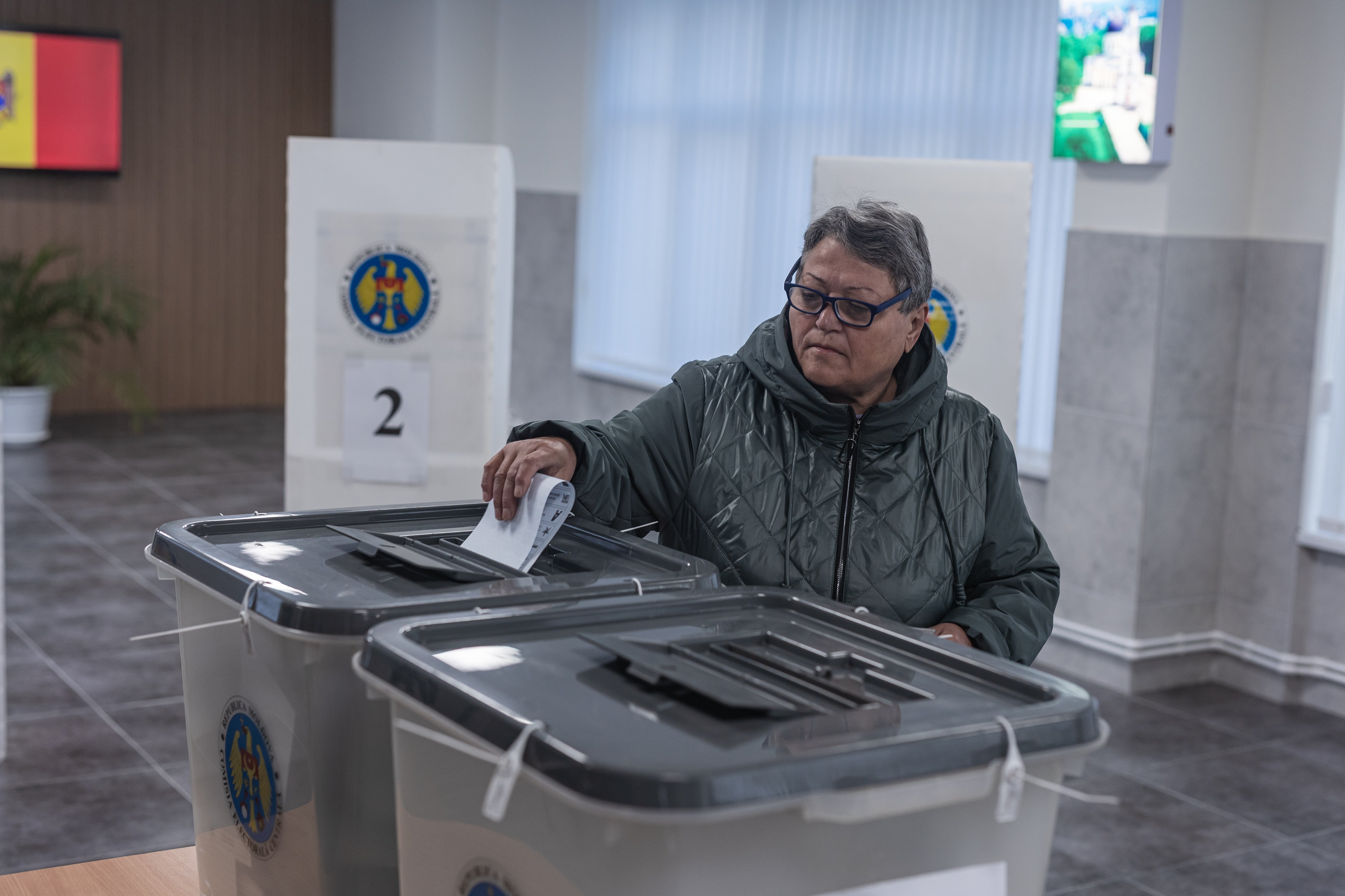 Moldova’da seçim günü: 3 milyon seçmen karar verecek! AB mi, Moskova mı? 1 moldovada secim gunu 3 milyon secmen karar verecek ab mi moskova mi 0 njHWrXlF