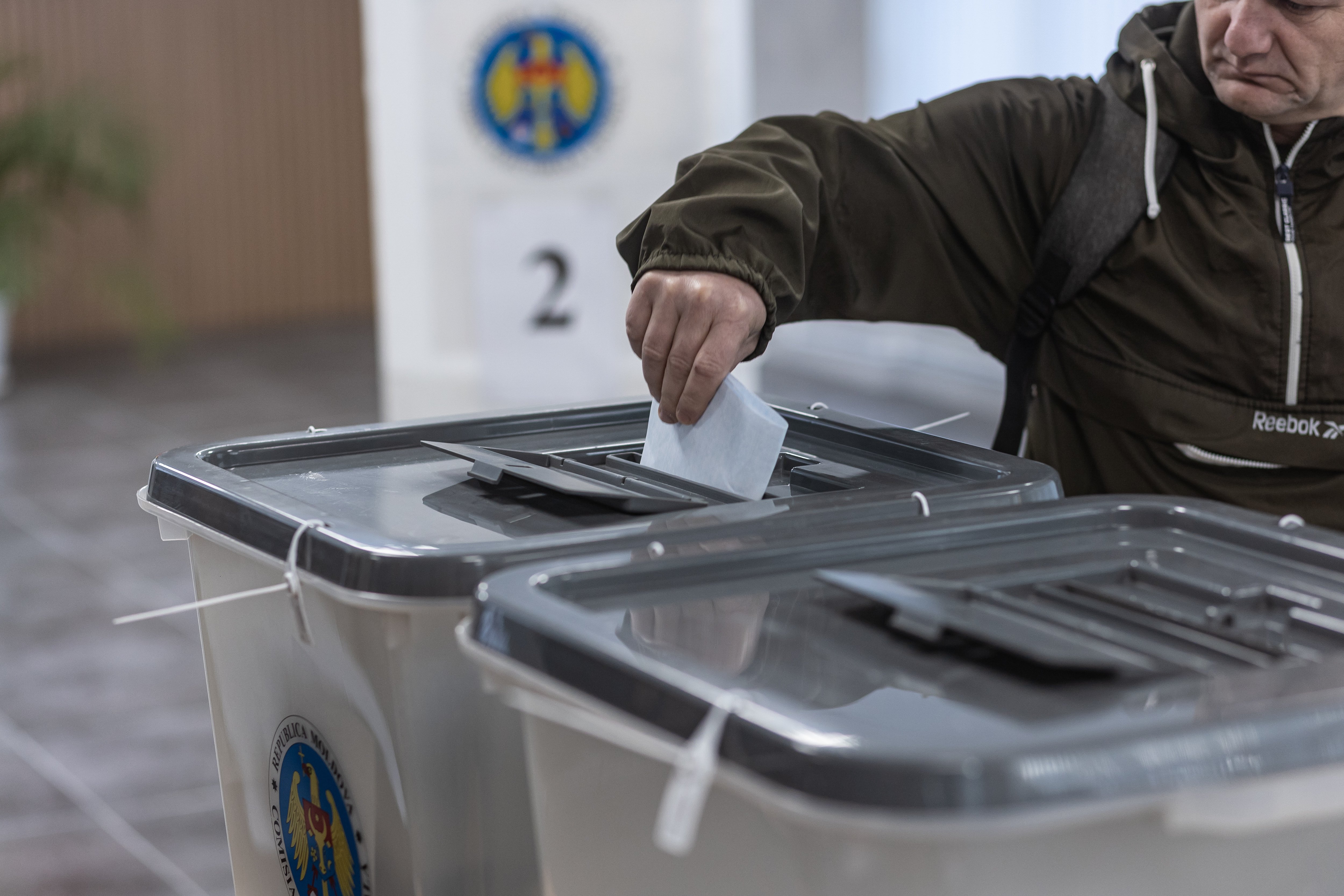 Moldova’da seçim günü: 3 milyon seçmen karar verecek! AB mi, Moskova mı? 3 moldovada secim gunu 3 milyon secmen karar verecek ab mi moskova mi 2 mOwAr1KR