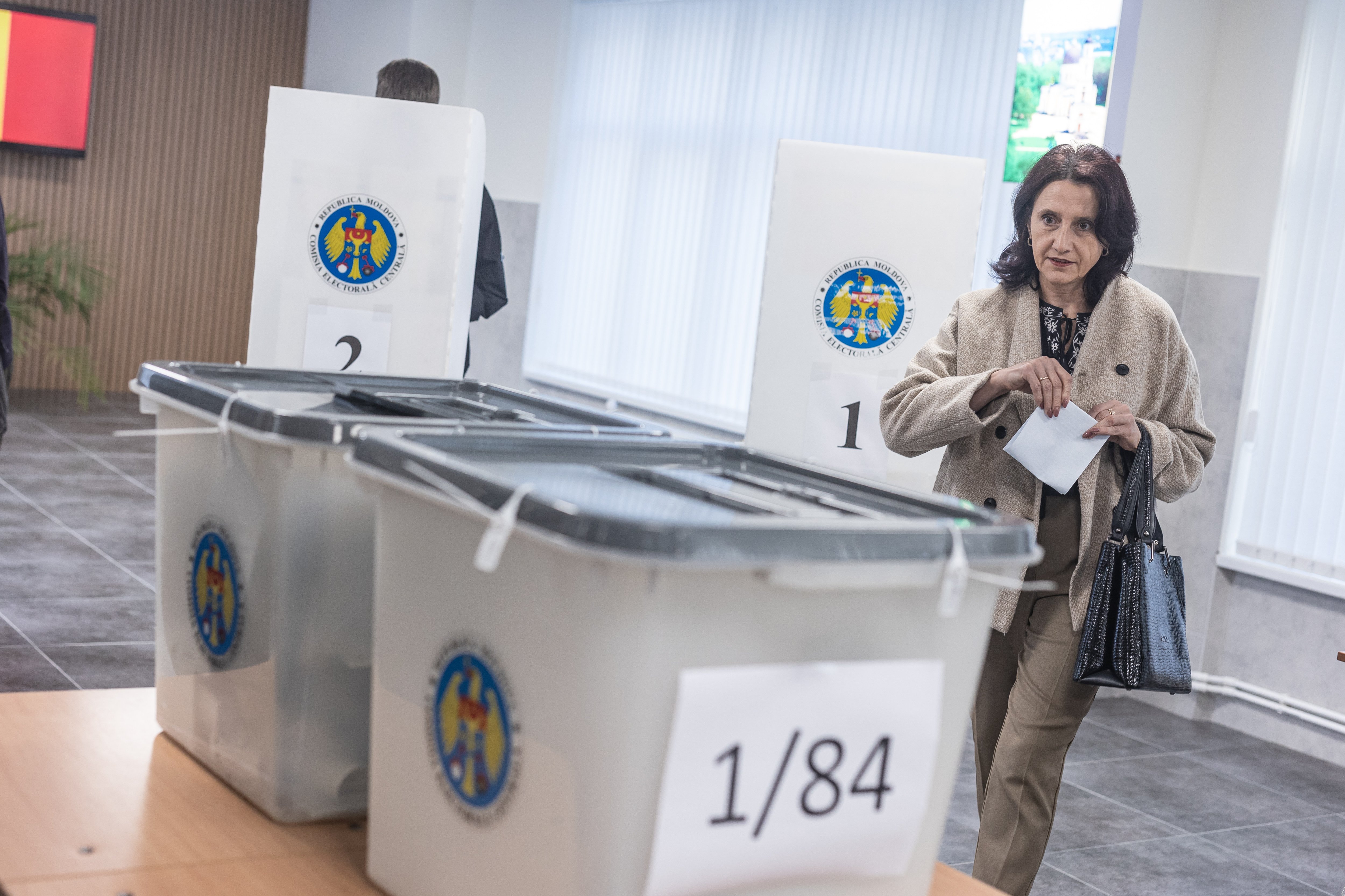 Moldova’da seçim günü: 3 milyon seçmen karar verecek! AB mi, Moskova mı? 7 moldovada secim gunu 3 milyon secmen karar verecek ab mi moskova mi 6 q18GBDur