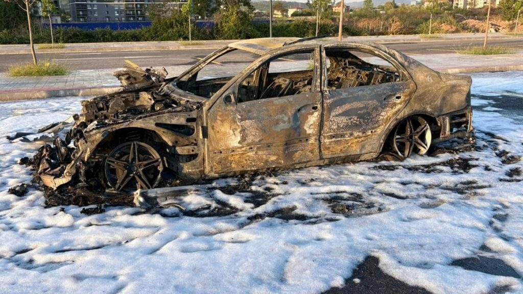 motor arizasi veren aracini gumrukten geciremeyince yakti McQkFKkV