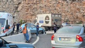 muglada trafik kazasi 2 yarali HDe2OUFf