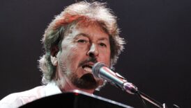 muzik dunyasi yasta kansere yenik dustu NYetNNT8