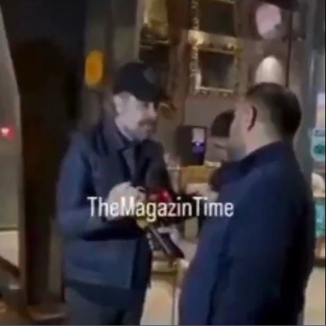 nejat islerin kufrune muhabirden kafayla yanit skandal geceden soke eden goruntu 9 cEEVgOYt