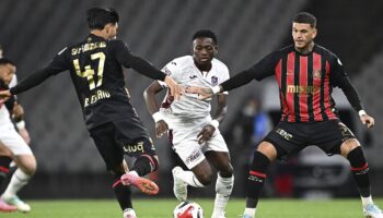 olimpiyat stadi trabzonsporlu oyuncuyu sakatladi BsBBCbRV