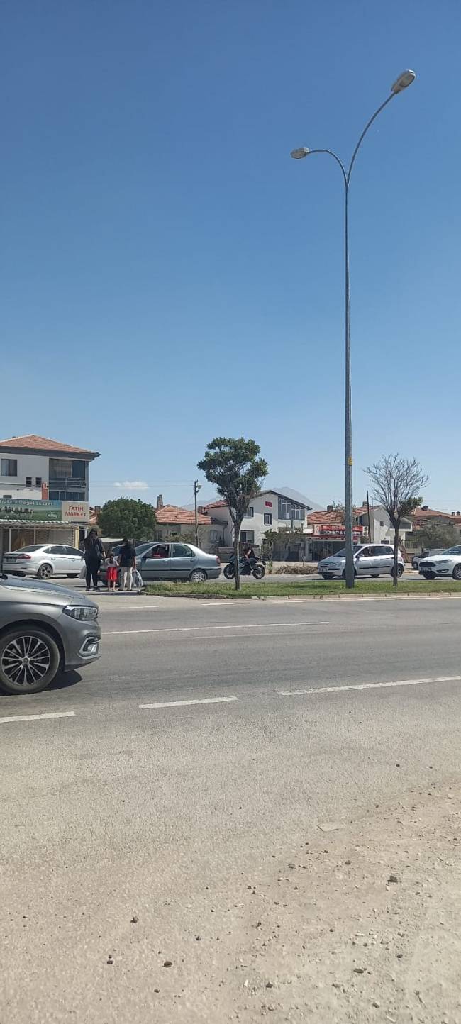 olum yoluna onlem sart mahalleli ve muhtar caresiz 1 wXU7VBGf