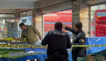 pazar yerinde pompali tufekli kavga Knh3bvXE