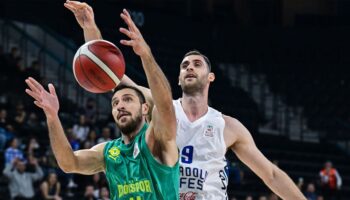 potada sezon ilklerin maciyla basladi efes hata yapmadi X7XOcs6k