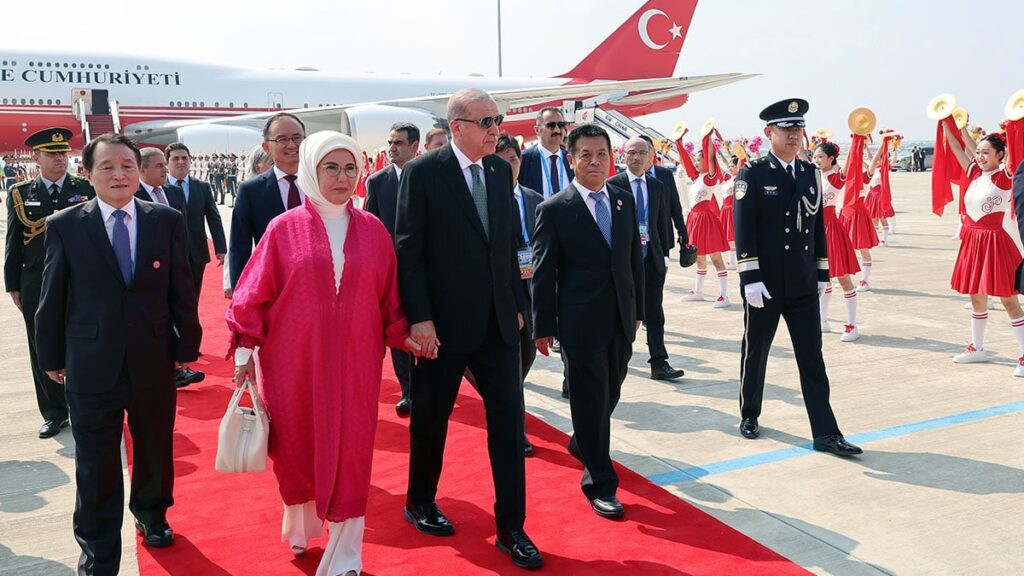 recep tayyip erdogan cinde Peim8Pst