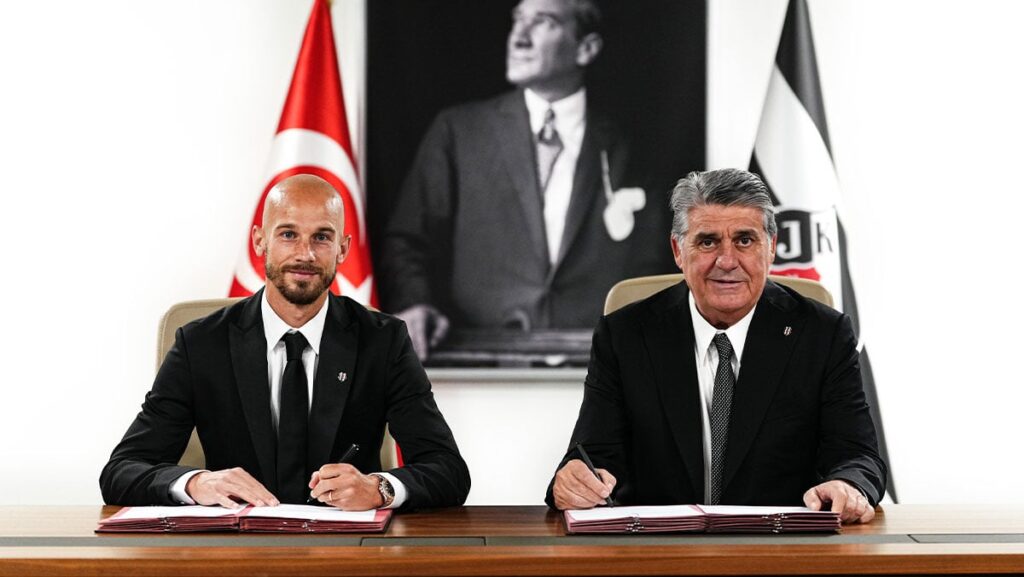 resmi aciklama geldi besiktasta 4 yillik imza ingmmtKC