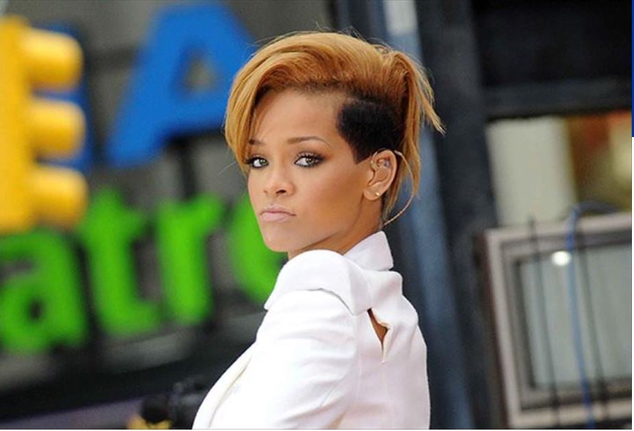 rihanna ucuncu kez anne oldu ilk kare paylasildi rocki irish mayers ismi herkesi sasirtti mzLnYq6z