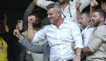 sadettin sarandan futbolda ilk icraat geldi D7d8r1Cm