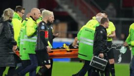 sahada kalp krizi gecirmisti dunyaca unlu forvet futbola veda etti jqKvXaAu