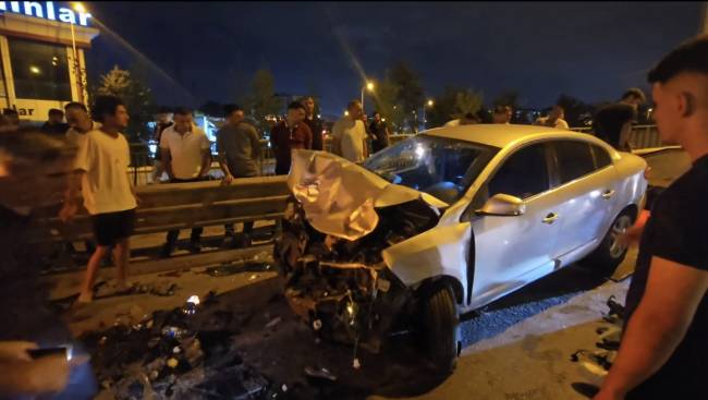 sancaktepede zincirleme kaza polis araci da hasar gordu 2 3tS1MvDa
