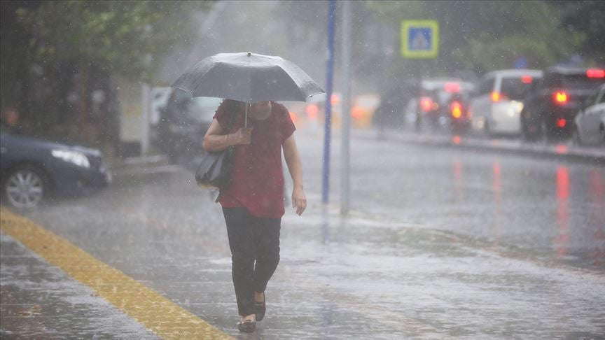 semsiyeleri hazirlayin kuvvetli ruzgar ve saganak geliyor meteoroloji uyardi 5 yAJXjen3