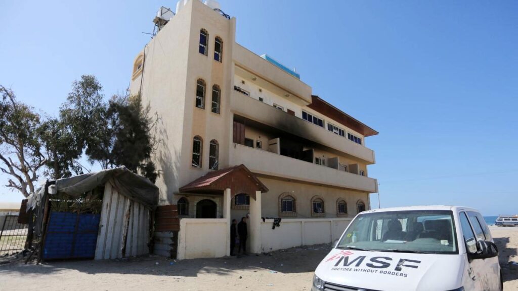 sinir tanimayan doktorlar gazzedeki faaliyetlerini durdurmak zorunda kaldi PZO3fFim