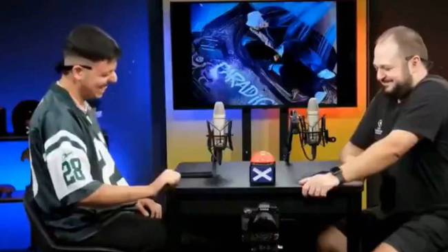 Soğuk Savaş programının sunucusu ve konuğuna gözaltı kararı! 2 soguk savas programinin sunucusu ve konuguna gozalti karari 1