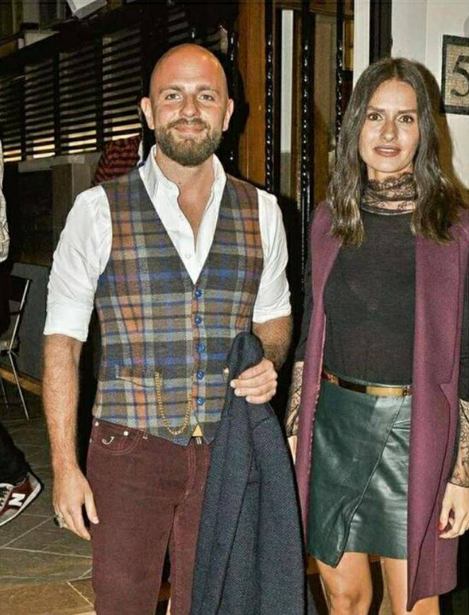 Sosyetenin gözde çifti boşandı: Yasemin Özilhan’dan ‘İhanet’ açıklaması! Magazin dünyası şokta 25 sosyetenin gozde cifti bosandi yasemin ozilhandan ihanet aciklamasi magazin dunyasi sokta 24 CkFqkZpT