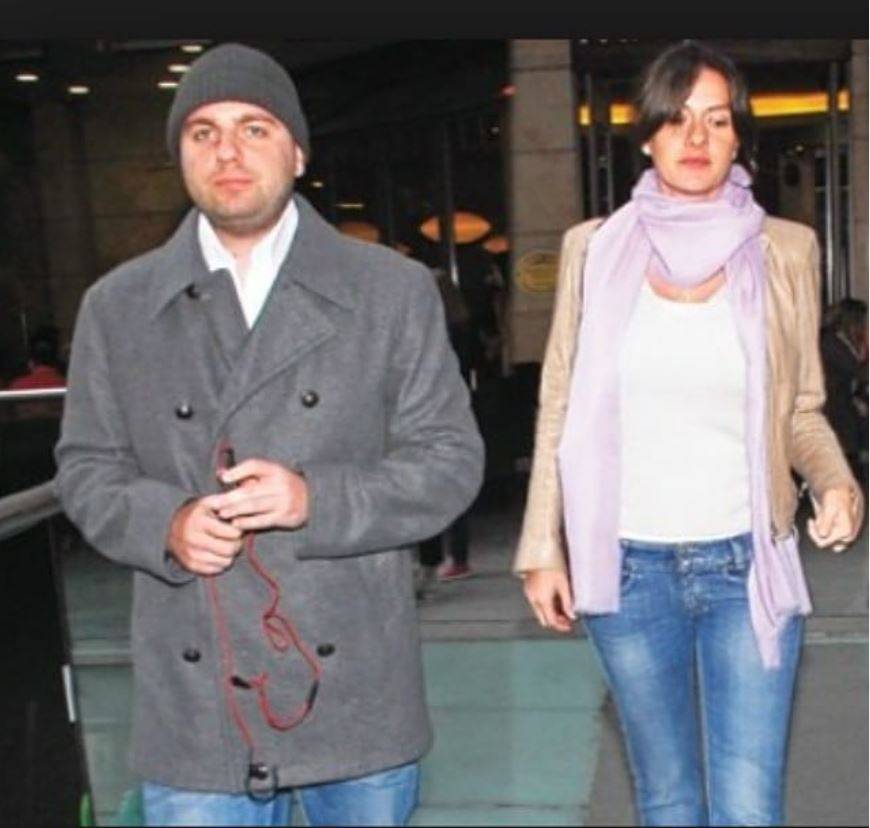 Sosyetenin gözde çifti boşandı: Yasemin Özilhan’dan ‘İhanet’ açıklaması! Magazin dünyası şokta 30 sosyetenin gozde cifti bosandi yasemin ozilhandan ihanet aciklamasi magazin dunyasi sokta 29 w2KLTB9i