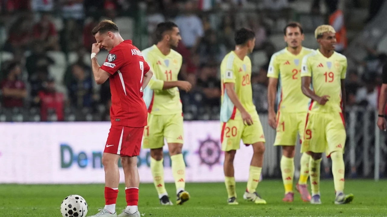 spor yazarlari turkiye ispanya macini degerlendirdi konyada kapkara gece 4 d5EKA1LJ