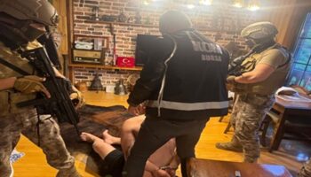suc orgutu liderinden bir garip savunma l5cqsJuL