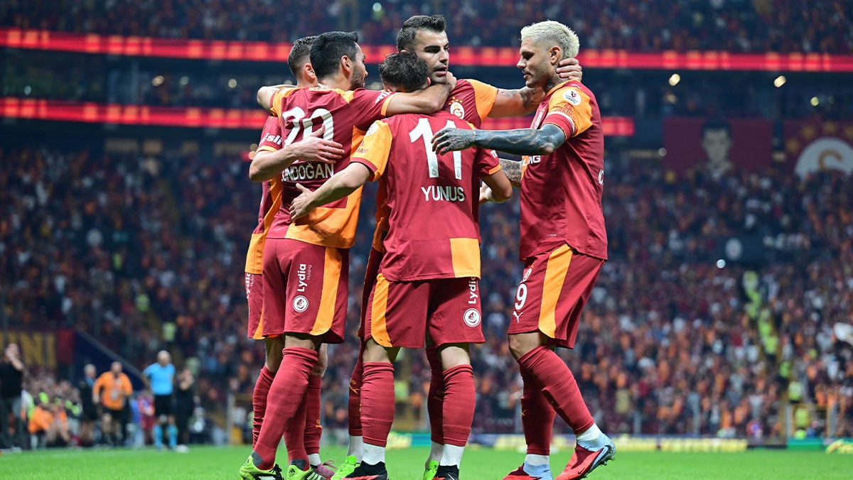 super galatasaray altida alti yapti 7 CKUMH7u7