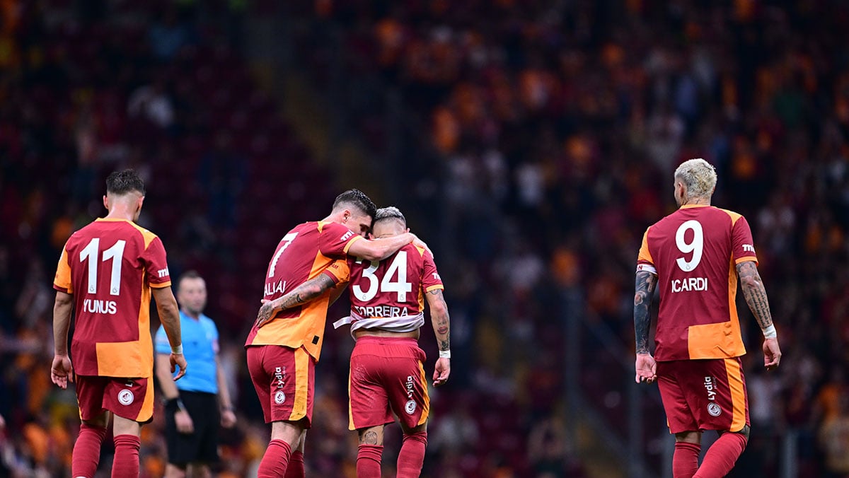 super galatasaray altida alti yapti 9 EM97Tat3